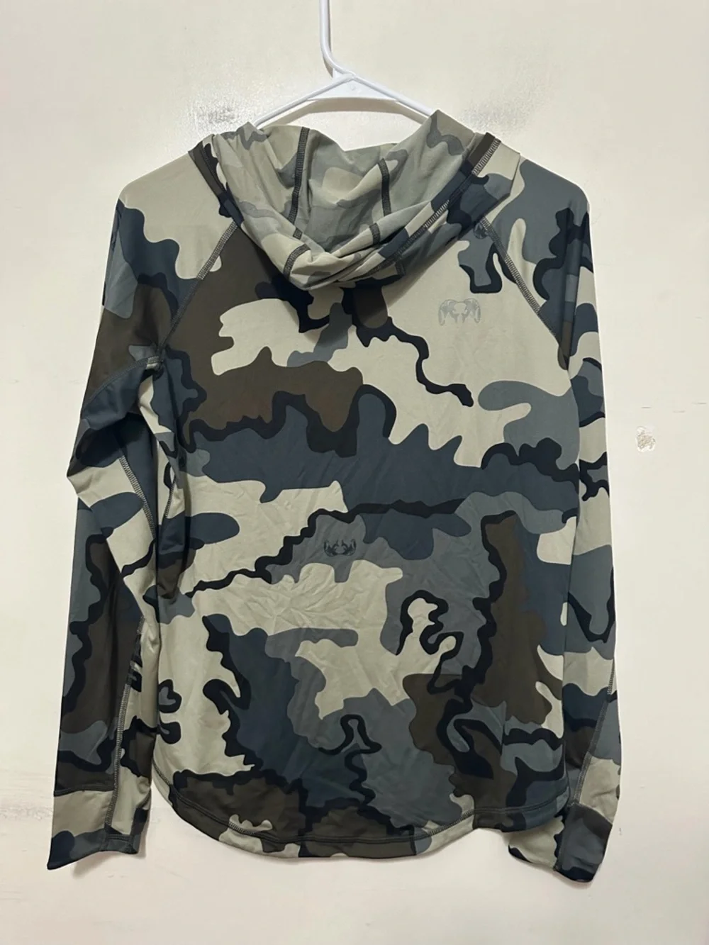 KUIU Gila Camo Performance Top  Women’s Size Small Green & Black - Picture 12 of 15